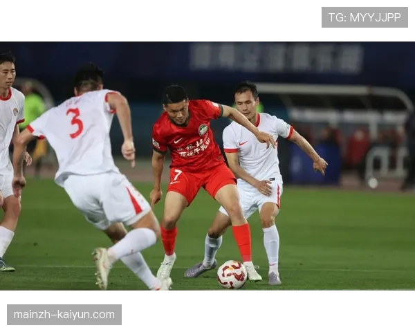 曼城高位逼抢成功率下滑 面对成熟低位防守体系主动求变